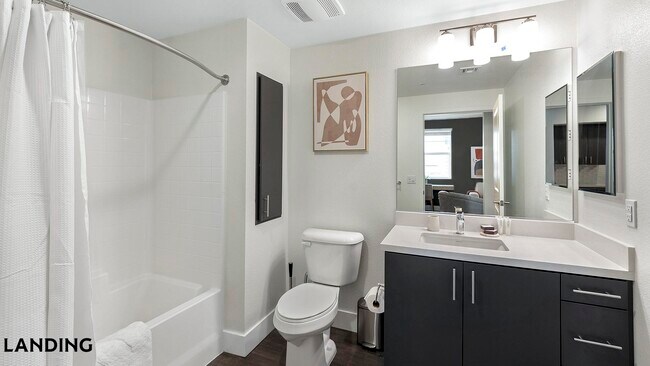 Foto del edificio - 9166 Meadows Ln