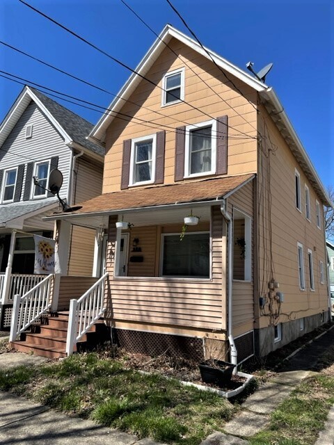Primary Photo - 320 Rutter Ave