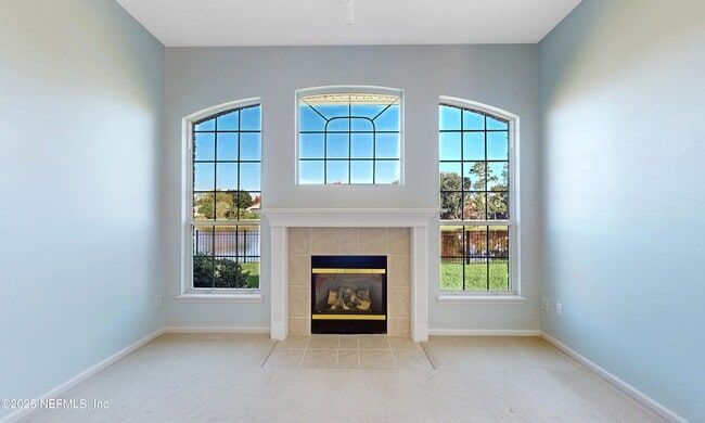 Building Photo - 1995 Bluebonnet Way