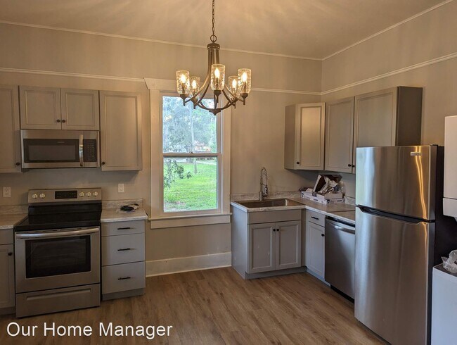 Foto del edificio - 1 br, 1 bath House - 1150 E New York Ave