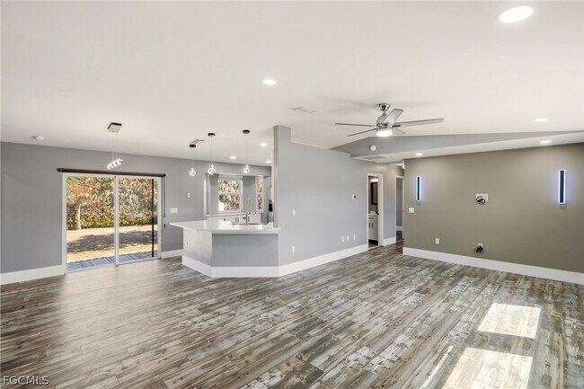 Foto del edificio - 3404 2nd St SW