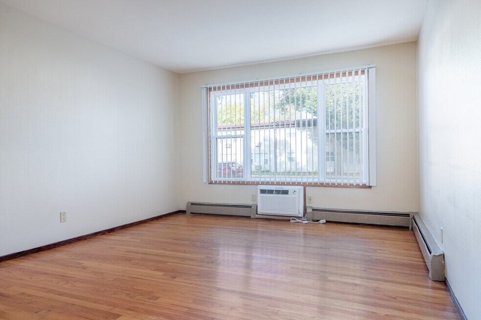 Madison Mayfair Apartments