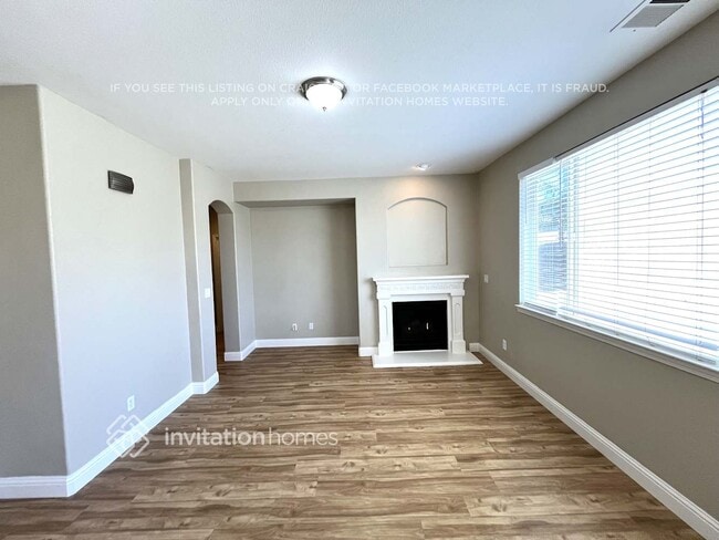 Foto del edificio - 1740 Cattail Dr