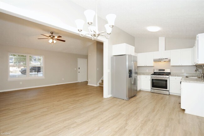 Building Photo - 3 br, 2 bath House - 9173 Raven Dr