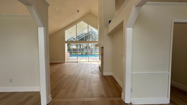 Foto del edificio - 935 Shriver Cir