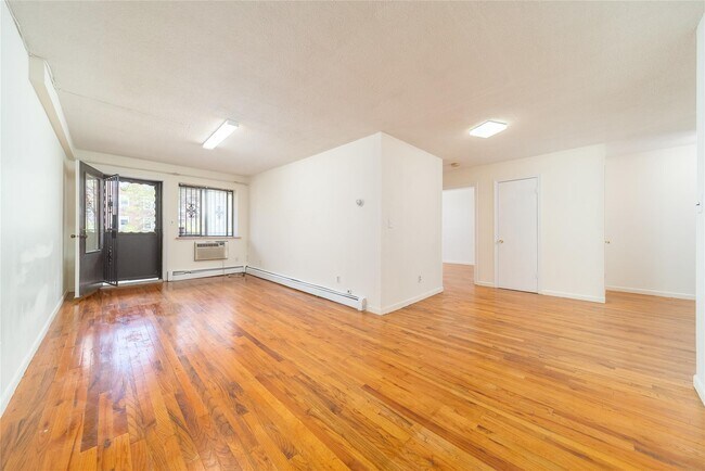 Foto del edificio - 140-44 34th Ave