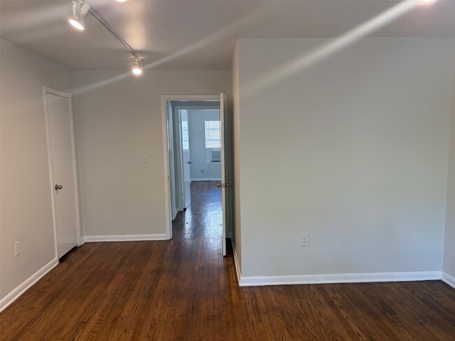 Building Photo - 2414 Richton St