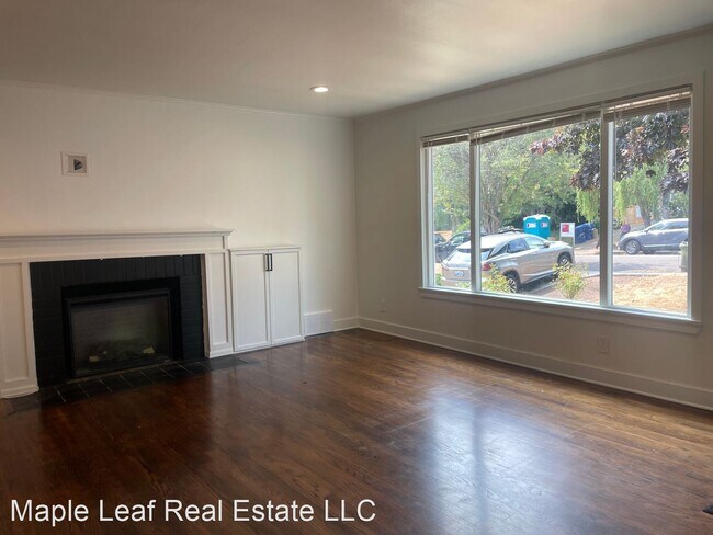 Building Photo - 2 br, 1 bath House - 10224 34th Ave SW