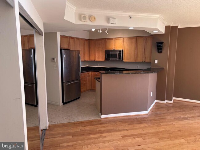 Foto del edificio - 3101 N Hampton Dr