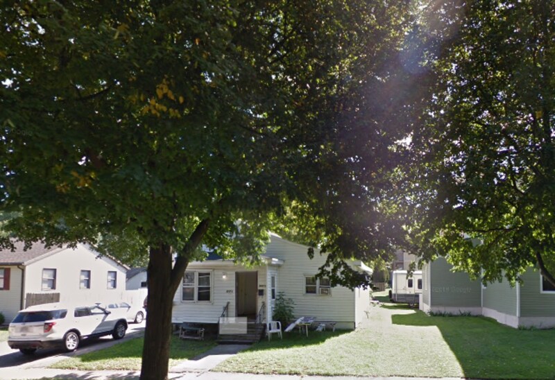 Primary Photo - 637 S Jefferson St