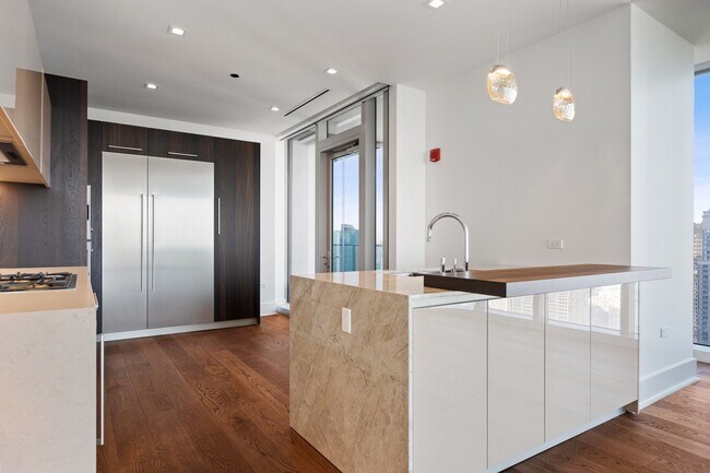 Building Photo - 363 E Wacker Dr