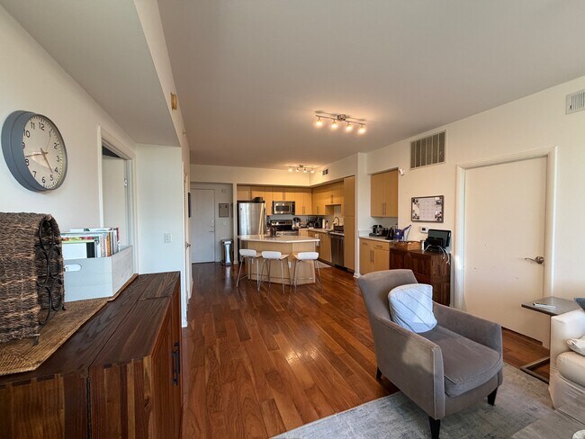 Foto del edificio - 54 Rainey St