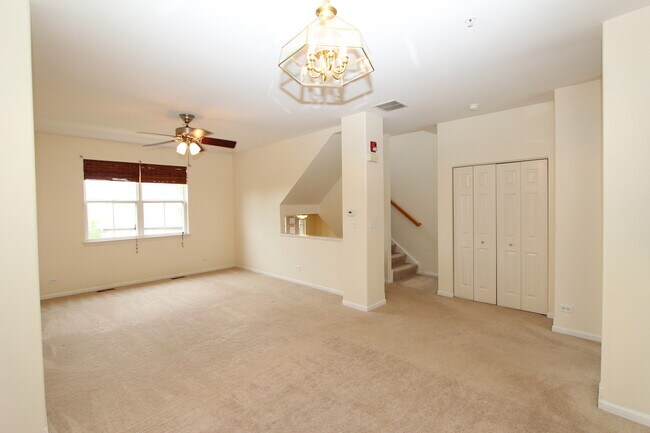 Building Photo - 145 Rosehall Dr