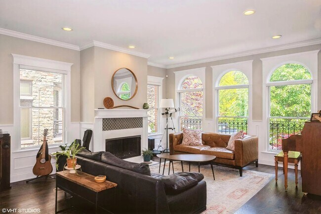 Foto del edificio - 3120 N Leavitt St