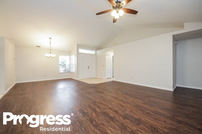 Building Photo - 711 White River Dr