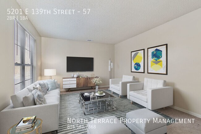 Foto del edificio - Renovated & Spacious 2BR w/ Private Balcon...