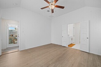 Building Photo - 12919 California Palm Ct
