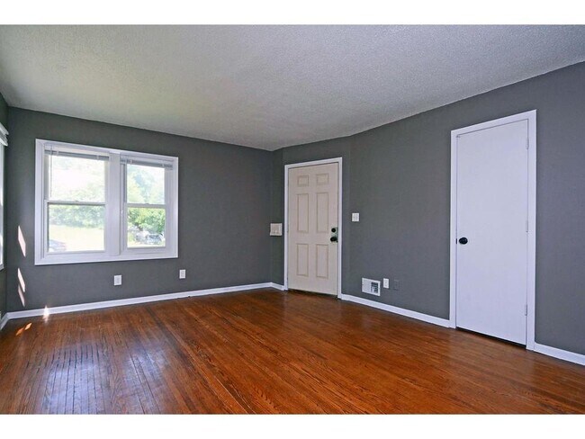 Foto del edificio - 6115 Nicollet Ave