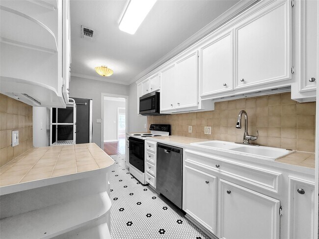 Foto del edificio - 3408 Crawford St