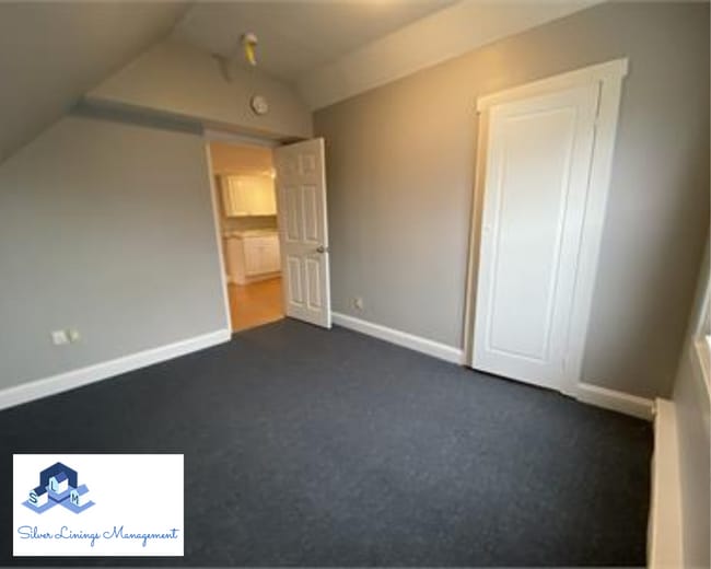 Building Photo - 206Connors-Gardner