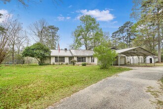 Building Photo - 512 County Rd 2222