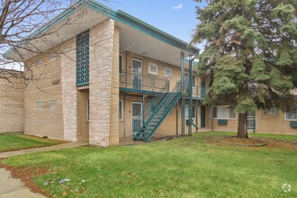 Building Photo - 3007 W 87th St