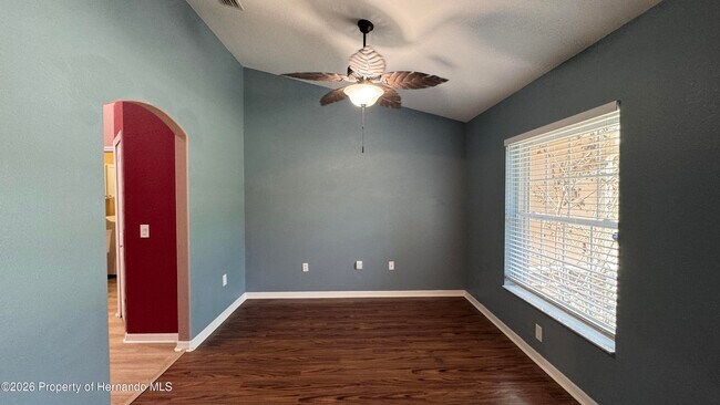 Building Photo - 10 Bellis Ct