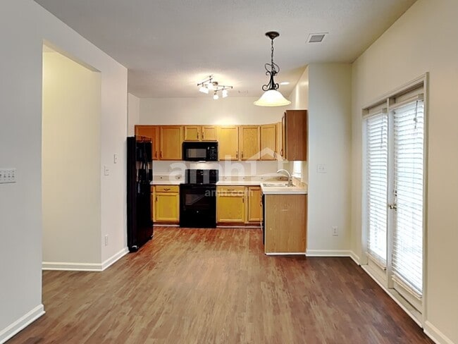 Building Photo - 6306 Tunston Ln