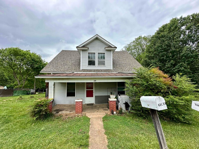 Primary Photo - 120 Hatcher St