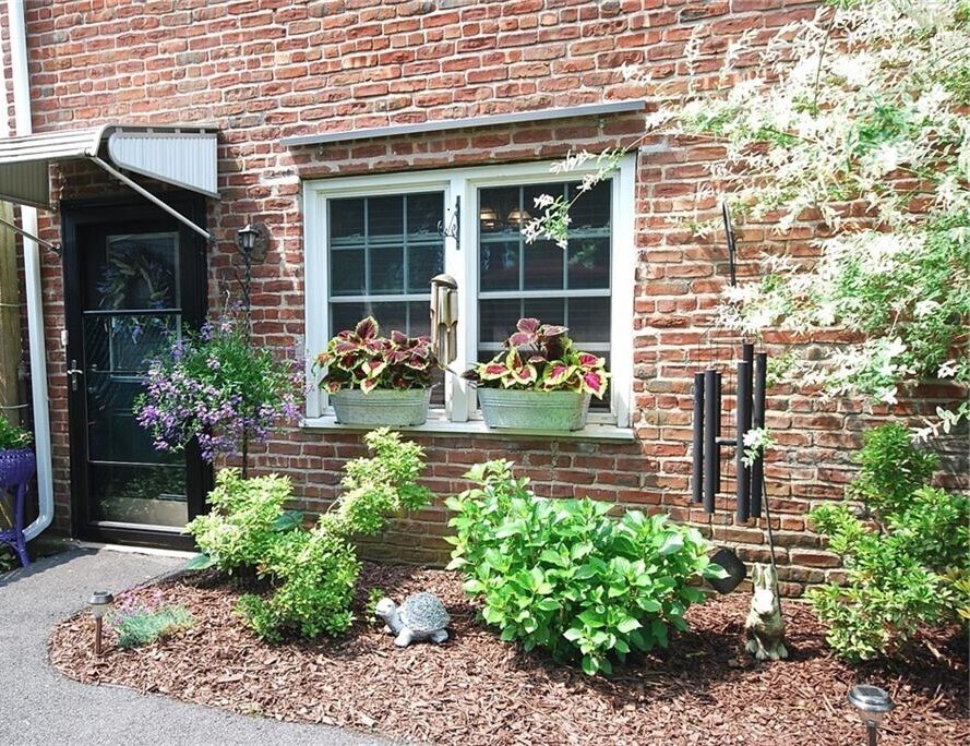 158 6th St Unit 2R, Verplanck, NY 10596 158 6th St Verplanck, NY