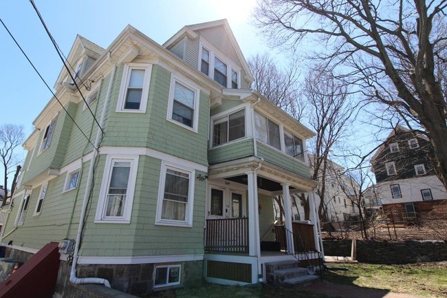 Photo - 108 Etna St Apartments