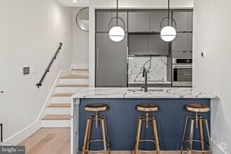 Building Photo - 1128 6th St NW