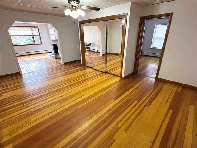 Foto del edificio - 331 Ward St