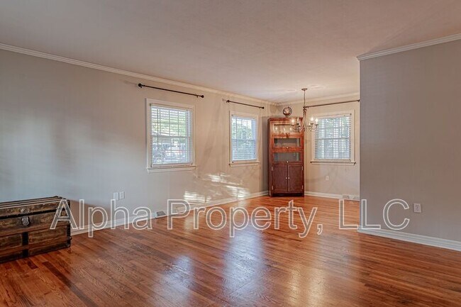Foto del edificio - 222 Meridian Ave