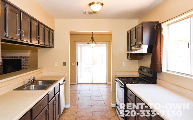 Foto del edificio - 8661 N Newhill Ave