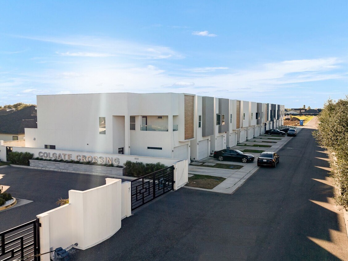 Foto principal - Colgate Crossings