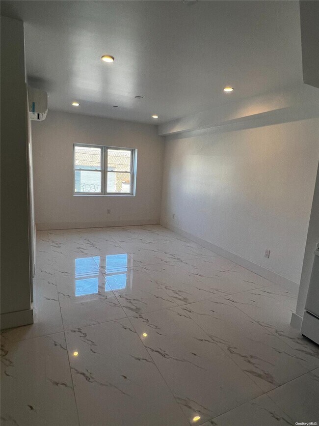 Foto del edificio - 139-16 95th Ave