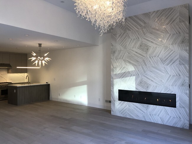 Building Photo - 1673 17th Ave