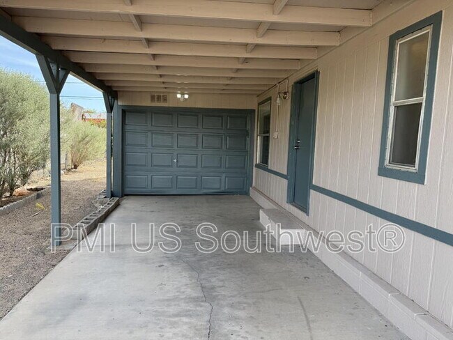 Foto del edificio - 314 Riverwood Ln