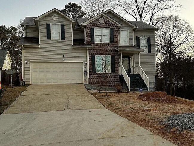 Foto del edificio - Room in House on Lakeview Rd