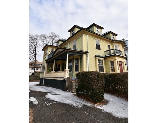 Building Photo - 28 Brookledge St