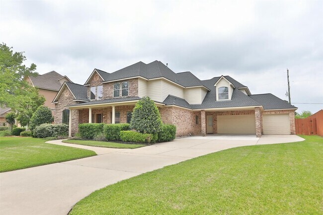 Foto del edificio - 13810 Nathan Ridge Ln