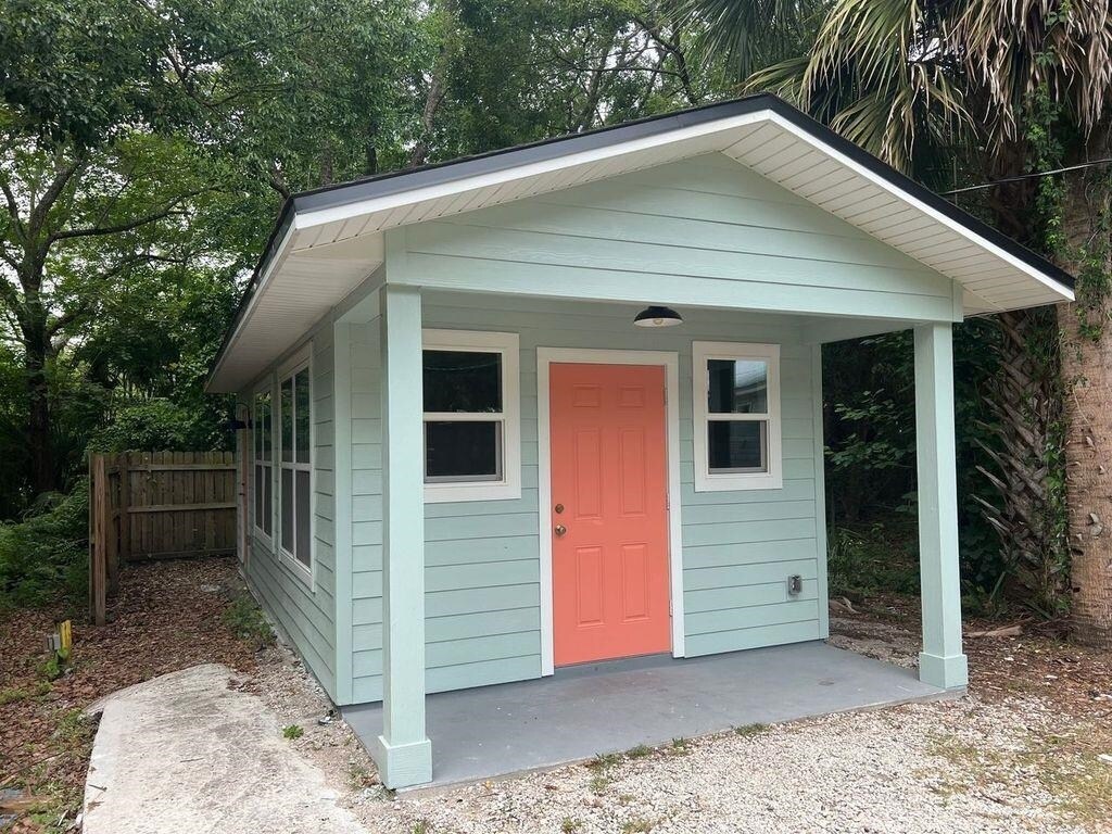 Foto principal - 635 Madeore St