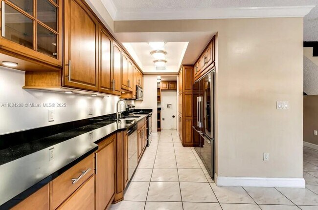 Building Photo - 6691 SW 137th Ct