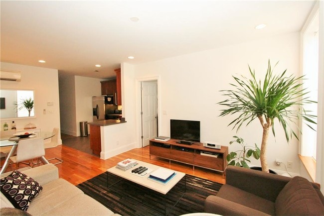 Building Photo - 192 Flatbush Ave