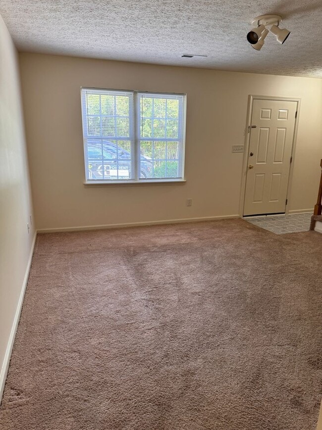 Foto del edificio - 540 Monticello Ave