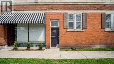 Building Photo - 1701 Wyandotte St E