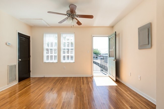 Foto del edificio - 12 S Meadow St