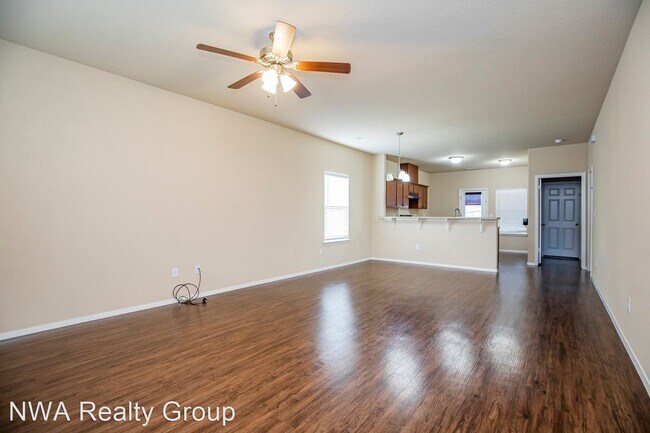 Building Photo - 3 br, 2 bath House - 6304 SW Chestnut Hill...