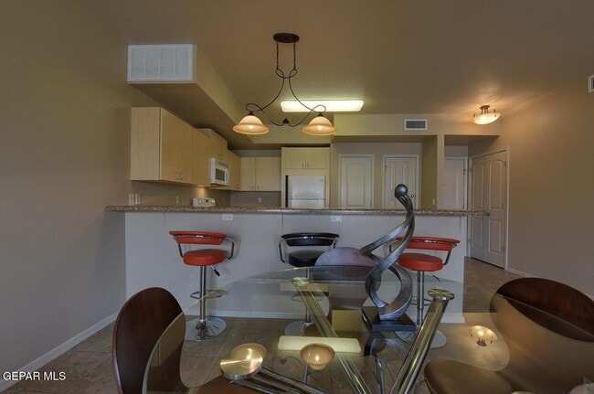 Building Photo - 501 Redd Rd